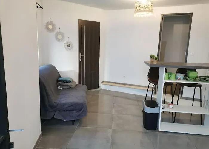 Apartament Rdc *
